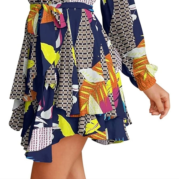 Women's Dress Deep V-Neck long sleeve - Picture 4 of 8